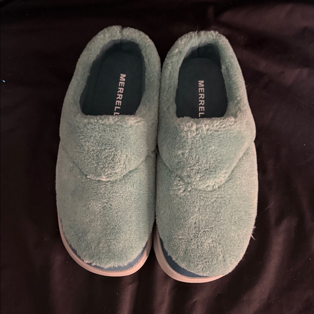 Women’s Merrell Mint Fuzzy Slippers